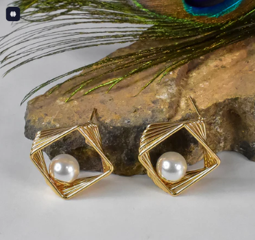 Timeless Elegance Earrings – Elevate Your Daily Style